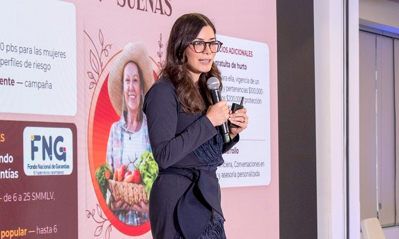 Microempresas lideradas por mujeres: Bancamía y la FMBBVA presentan ecosistema para cerrar brechas de género en Colombia