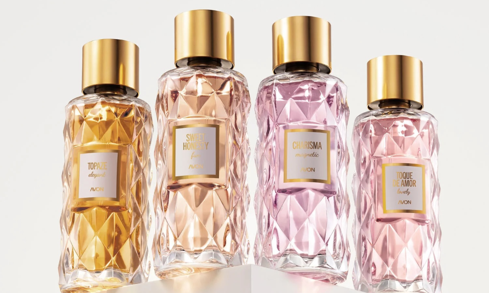 Avon trae de regreso cuatro fragancias icónicas y abre una nueva era para la marca en Colombia